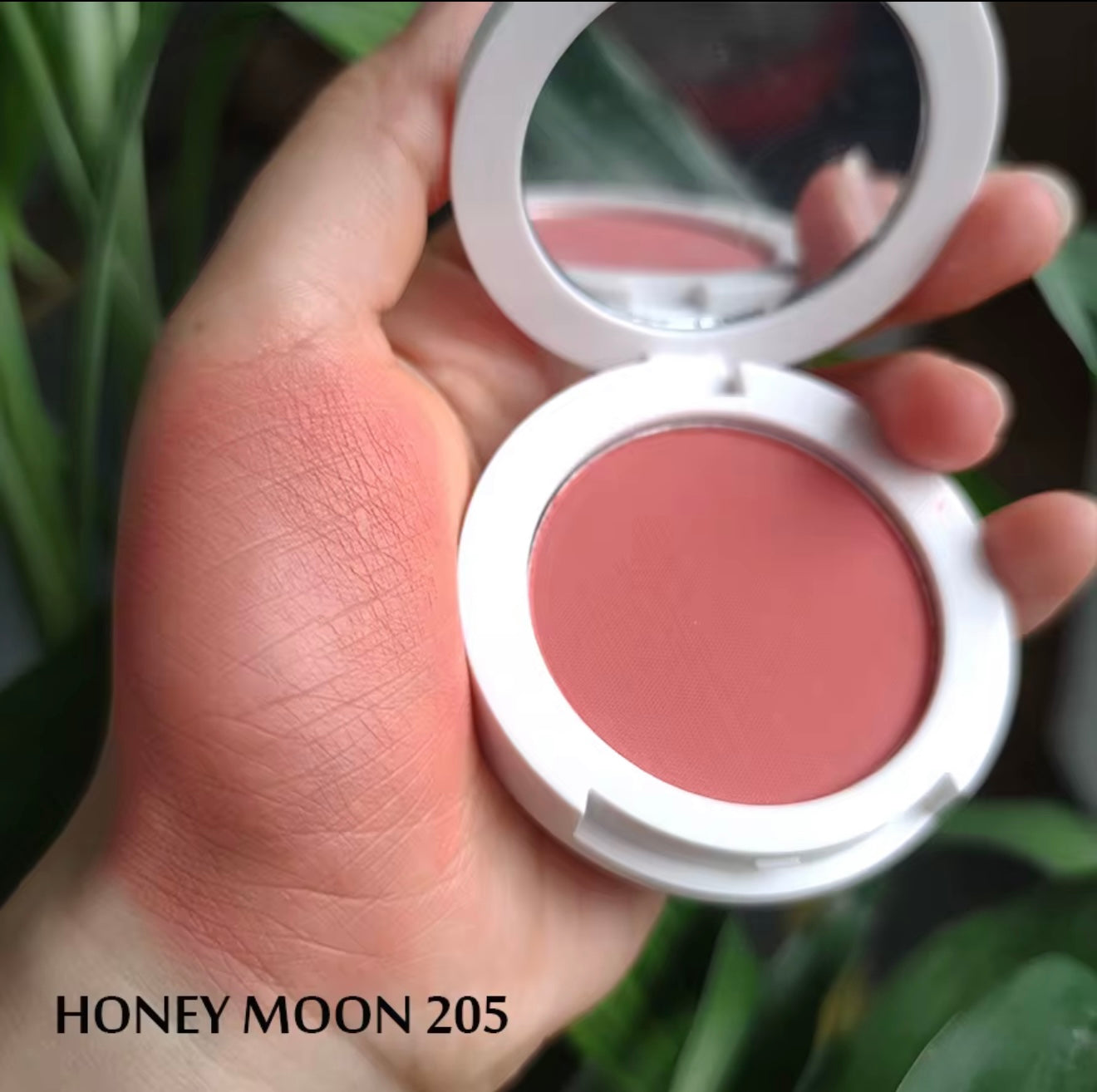 Round Blush